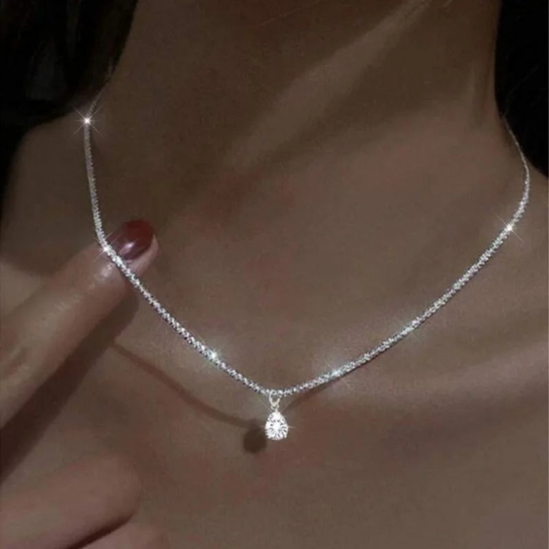Chaîne de cheville scintillante de luxe - Ensemble chaîne de pied / collier / bracelet étoilé en zircon cubique pour femme - Cadeau minimaliste pour l'été et la plage