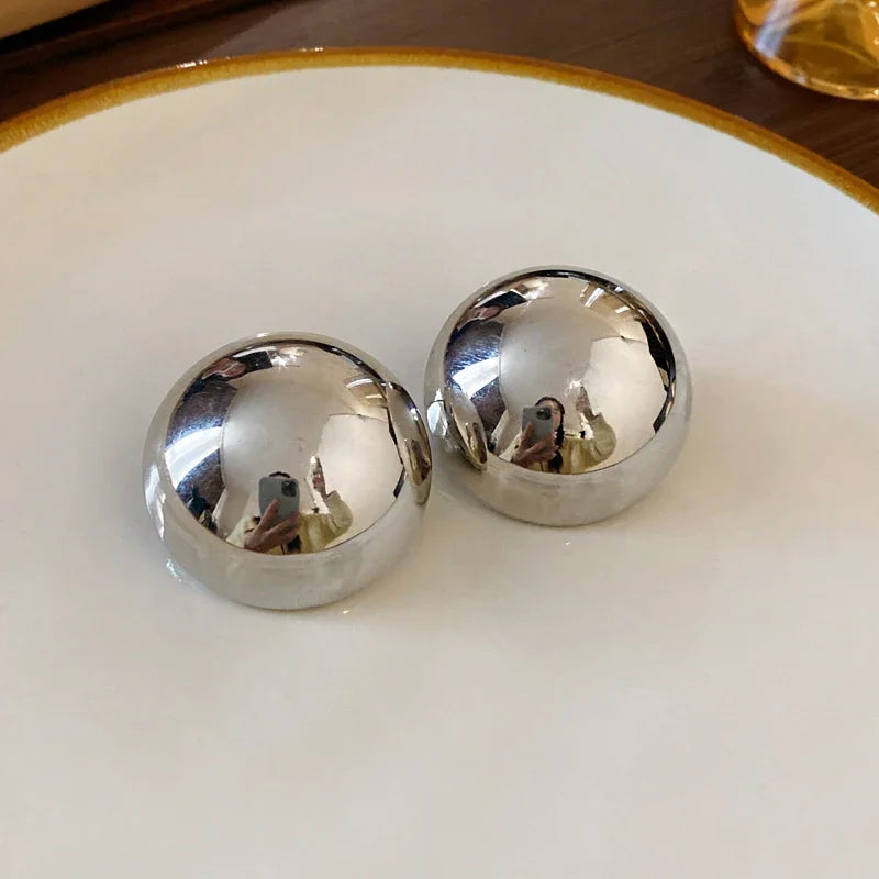 Boucles d'oreilles rondes lisses pour femmes, grande boule en métal, boucles d'oreilles géométriques classiques couleur or, accessoires de bijoux Vintage